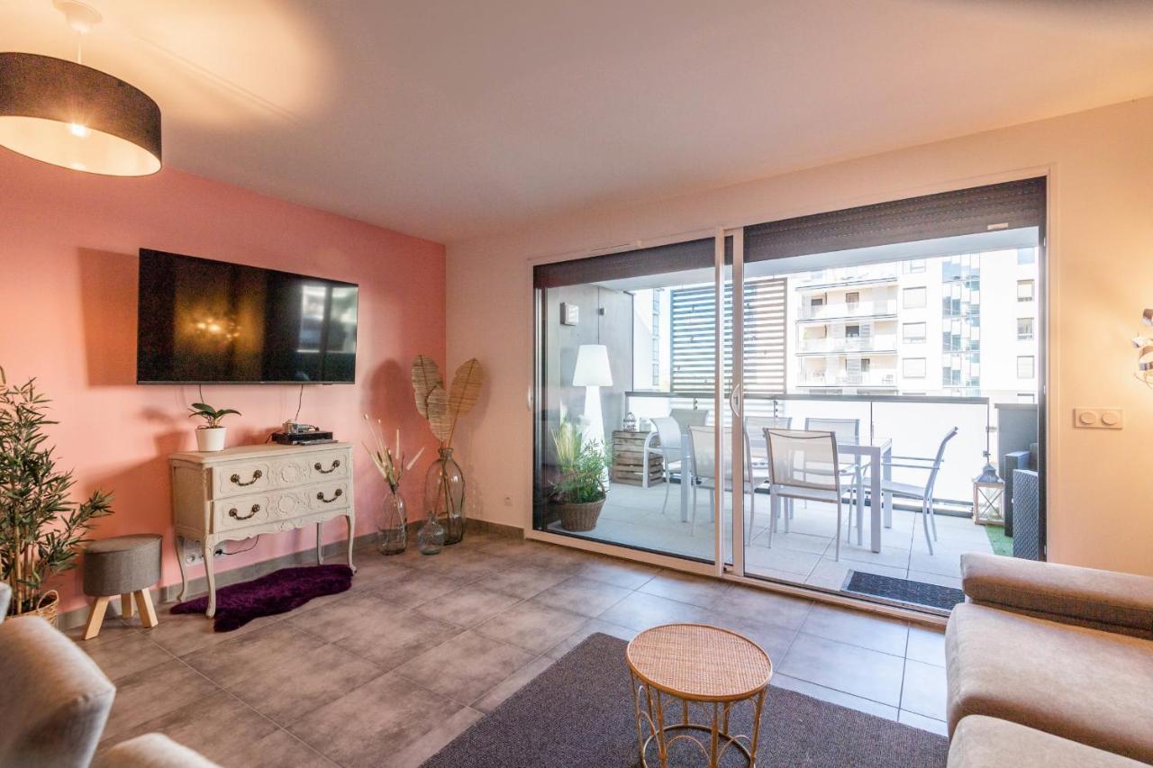 Vire Moulin Furnished Flat Leilighet Annecy Eksteriør bilde